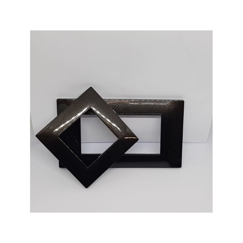 Placca per supporti 502 in plastica colore nero, compatibile vimar plana codice totm6002-2 LT2686 ABM SRLS® COMPATIBILI VIMAR...