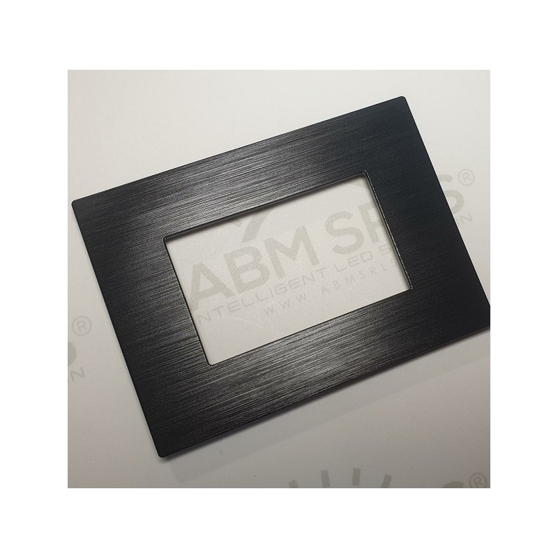 Placca per supporti 506 in plastica colore nero, compatibile Matix codice totm5006SL-2 LT3901 ABM SRLS® COMPATIBILI MATIX 2,56 €